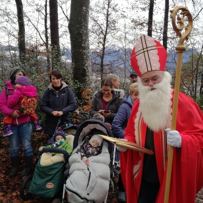 Nikolausfeier im Wald