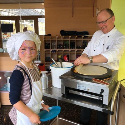 Unser Koch zu Besuch im Kindergarten