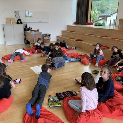 Büchereistunde 2. Klasse