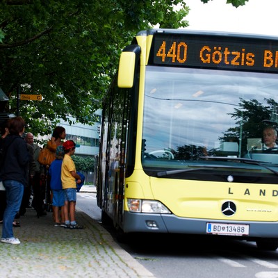 Öffentliche Verkehrsmittel