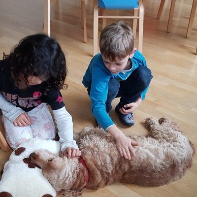 Tierischer Besuch in der Mittagsbetreuung