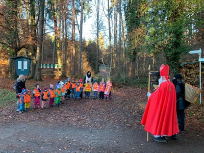 Nikolaus im Wald (6).JPG