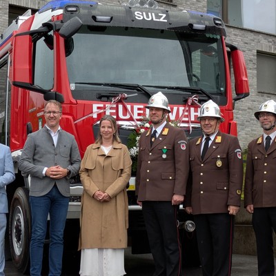 Feierliche Übergabe und Segnung des neuen Tanklöschfahrzeugs der Feuerwehr Sulz