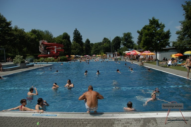 (c)Schwimmbadverein Frutzau