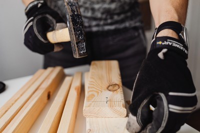 HEIMWERKEN – Das unfallrisiko beim „DO IT YOURSELF“ minimieren HEIMWERKEN – Das unfallrisiko beim „DO IT YOURSELF“ minimieren