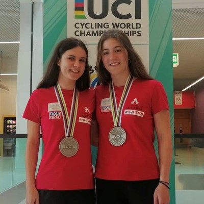 Rosa und Svenja vom RV Enzian holen WM-Silbermedaille