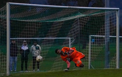 27_Florian Gächter verwandelt und bringt Sulz in Viertelfinale.jpg