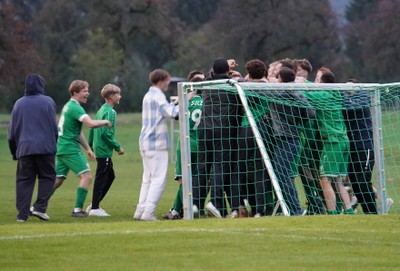 29_Der Aufstieg wird gefeiert.jpg