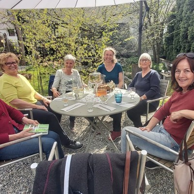 Frühlingshaftes, natürliches, mit Wolle gebundenes Kränzchen binden am Fr. 20.4.23 und Sa. 21.4.23 in Sulz