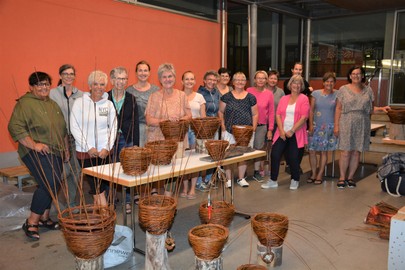 Kreatives Flechten mit R. Moosbrugger und S. Schertler am Mi. 22 Juni 2022