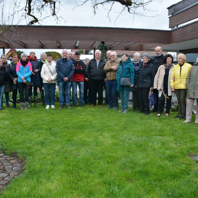 Rosenpflege mit Rudi Waibel am Samstag, 16.3.2024 um 14:00 Uhr bei Frau Gut Brigitte, Lonserstraße 5, 6832 Sulz