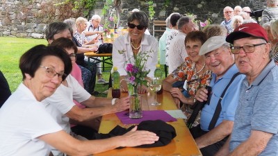 Grillhock am 29.07 lowres (9)_Bildgröße ändern.JPG