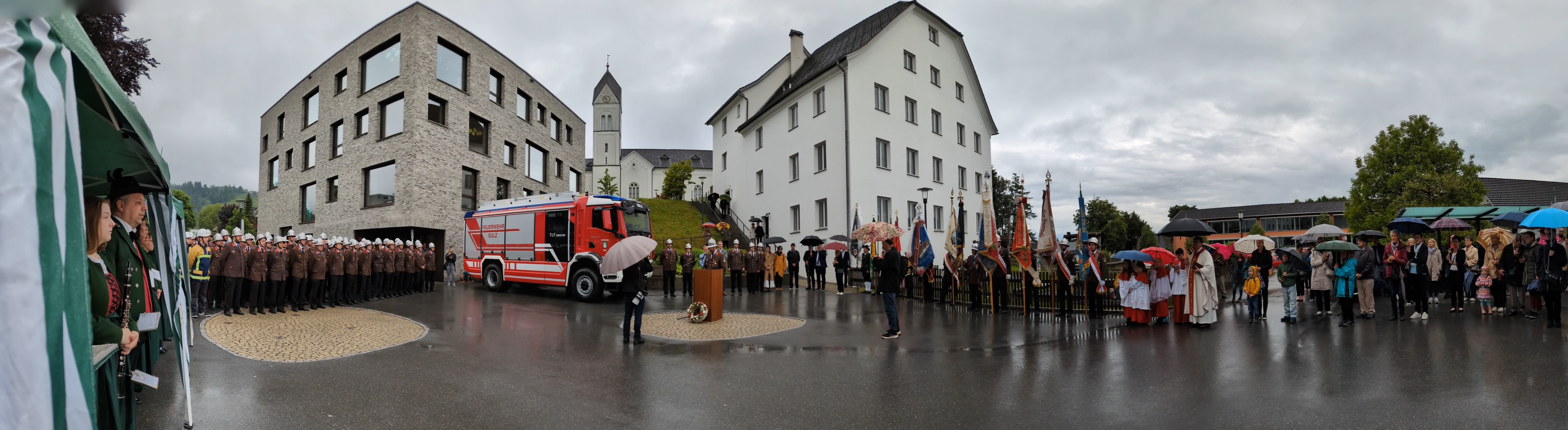 20250523_SegnungFeuerwehrautoSulz(c)GemeindeSulz_ks (3).jpg