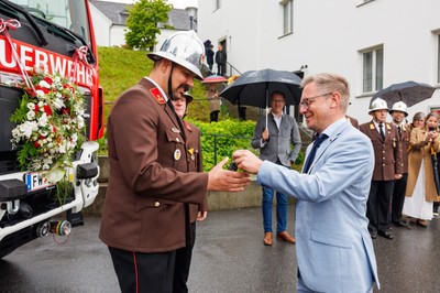 20250523_SegnungFeuerwehrautoSulz_(c)LandVorarlberg_BerndHofmeister (12).jpg