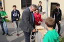 4_Bgm. Wutschitz beim Ratschen.jpg