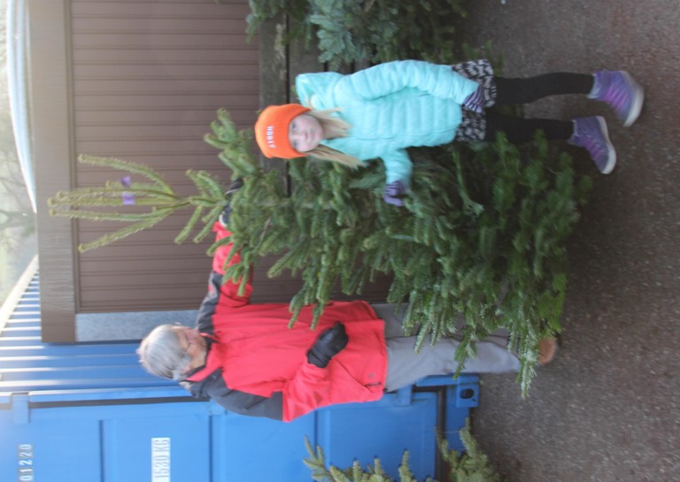Christbaumausgabe 08.JPG