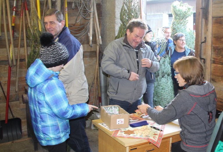 Christbaumausgabe 33.JPG