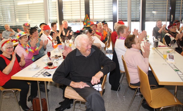 Seniorennachmittag 15a.jpg
