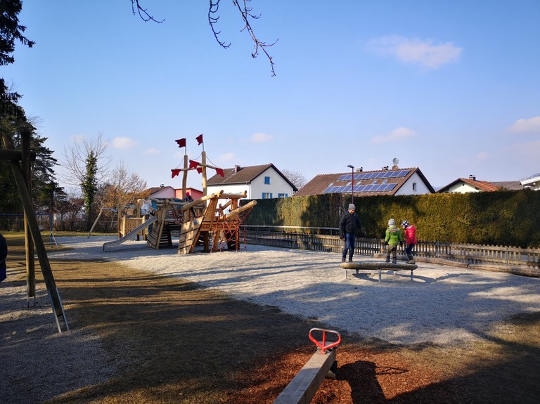 Spielplatz2.jpg
