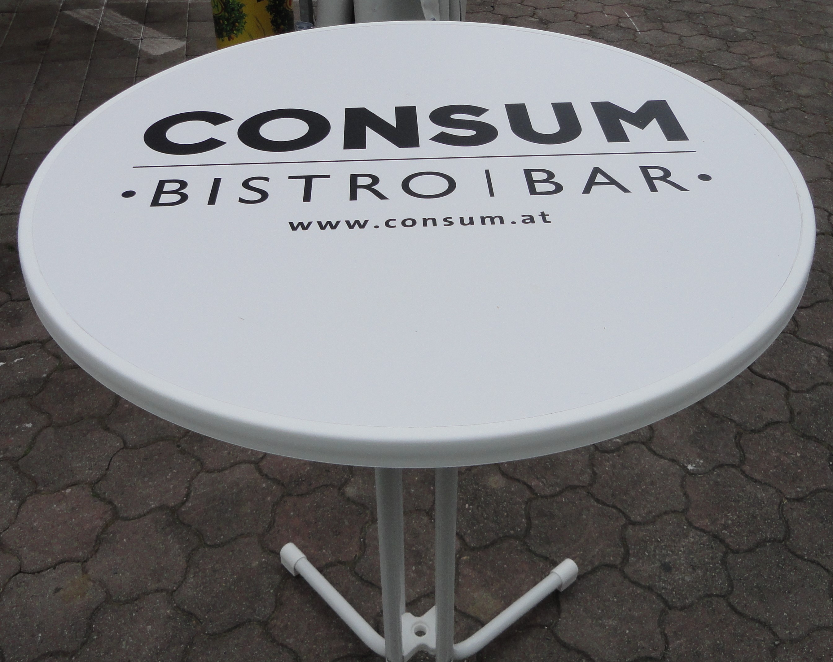 Stehtisch_Consum.JPG