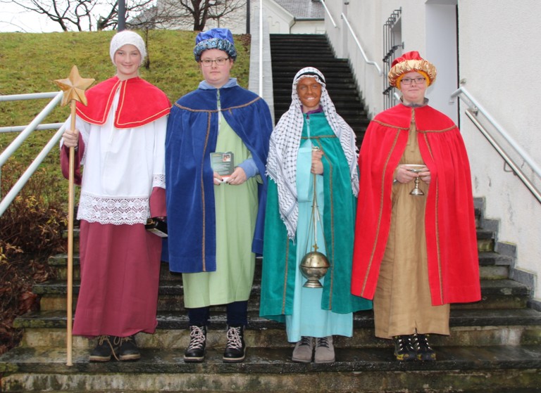 Sternsinger Gruppe 1.jpg