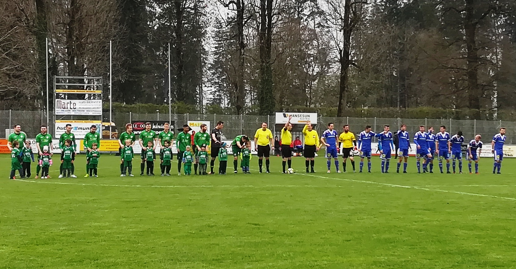 U7_Einlauf gegen Thüringen 4.jpg