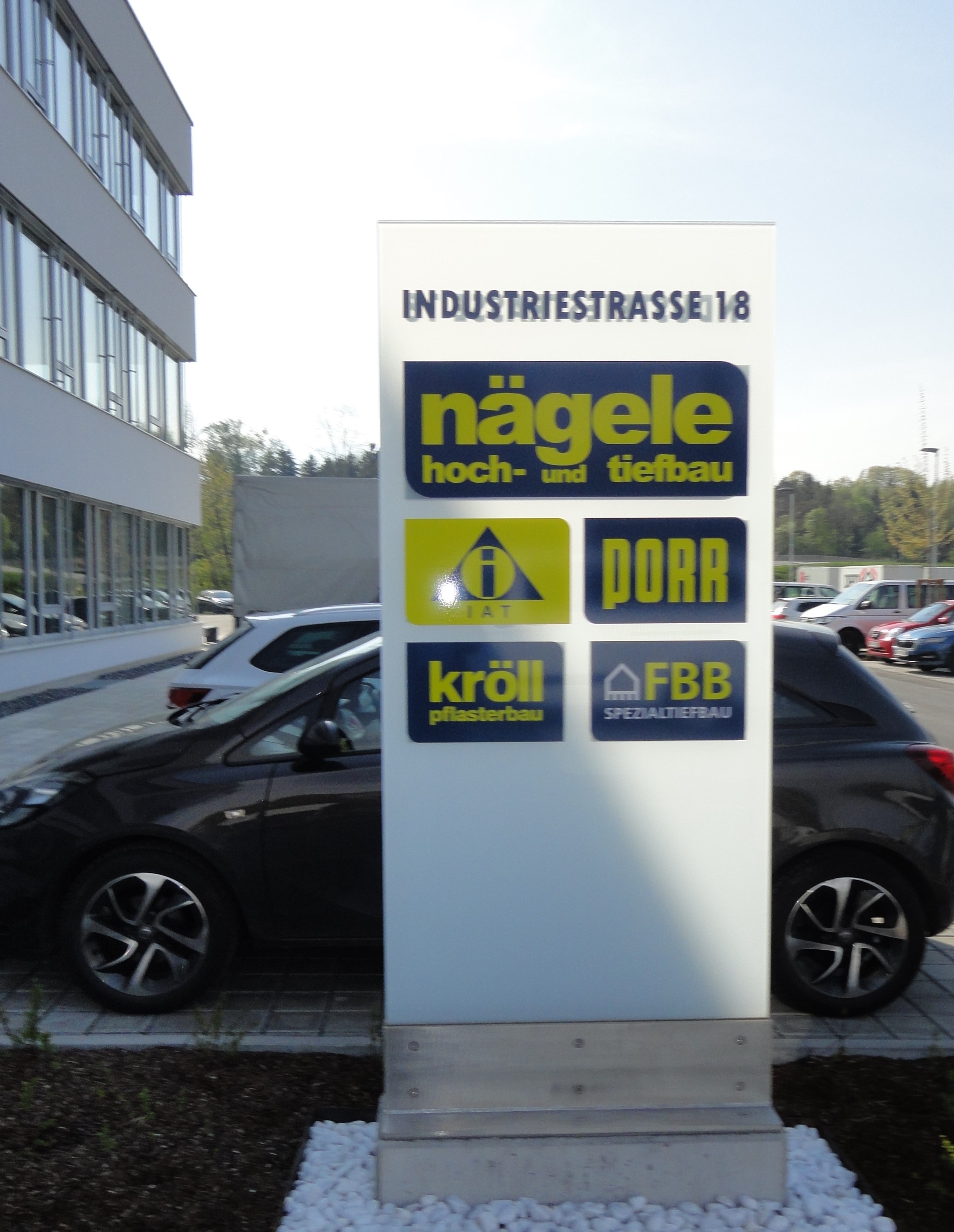 WIGE Nägele 1.JPG