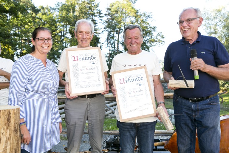Bgm. Katharina Wöß-Krall mit den "KulturGut Trift"-Mitgliedern Josef Bechtold, Karl Morscher und Alt-Bgm. Hans Kohler © Dietmar Mathis