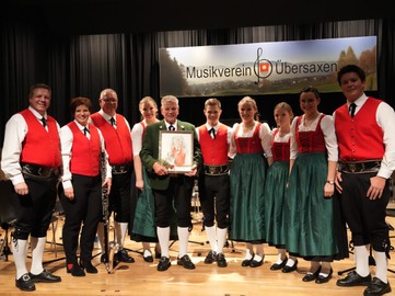Eindrucksvoller Konzertabend mit Ehrung für 60 Jahre