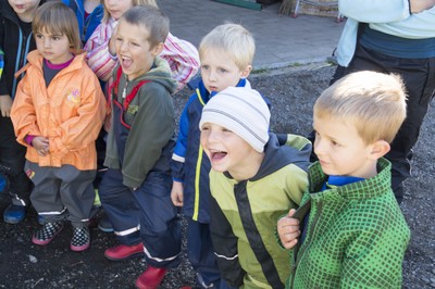 Kindergarten Kürbisernte 01. Oktober 2015 (30).jpg