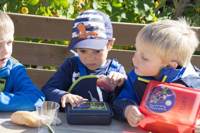 Kindergarten Kürbisernte 01. Oktober 2015 (40).jpg
