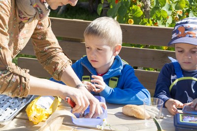 Kindergarten Kürbisernte 01. Oktober 2015 (41).jpg