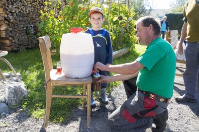 Kindergarten Kürbisernte 01. Oktober 2015 (46).jpg