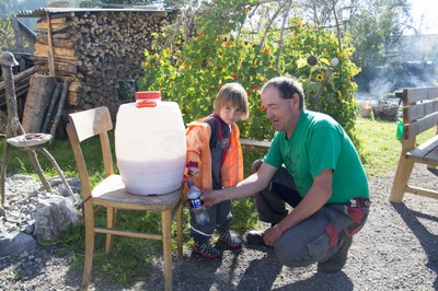 Kindergarten Kürbisernte 01. Oktober 2015 (53).jpg