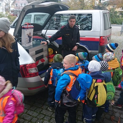 Ausflug zur Polizei November 2019 (26).JPG