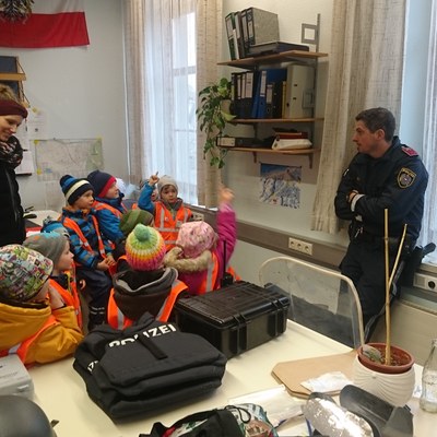 Ausflug zur Polizei November 2019 (6).JPG