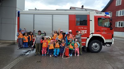 Besuch bei der Feuerwehr_Juni 2022 (1).jpg