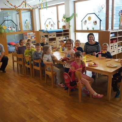 Funkenhexe gestalten Februar 2020 (1).JPG