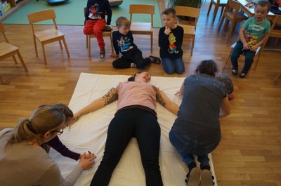 Funkenhexe gestalten_Jänner 2024 (10).JPG