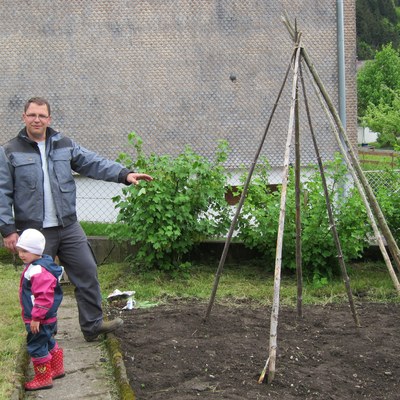 Garten pflanzen_Mai16 (3).JPG