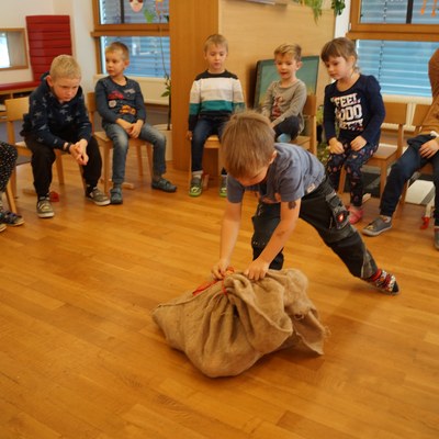 Nikolausfeier Dezember 2019 (27).JPG