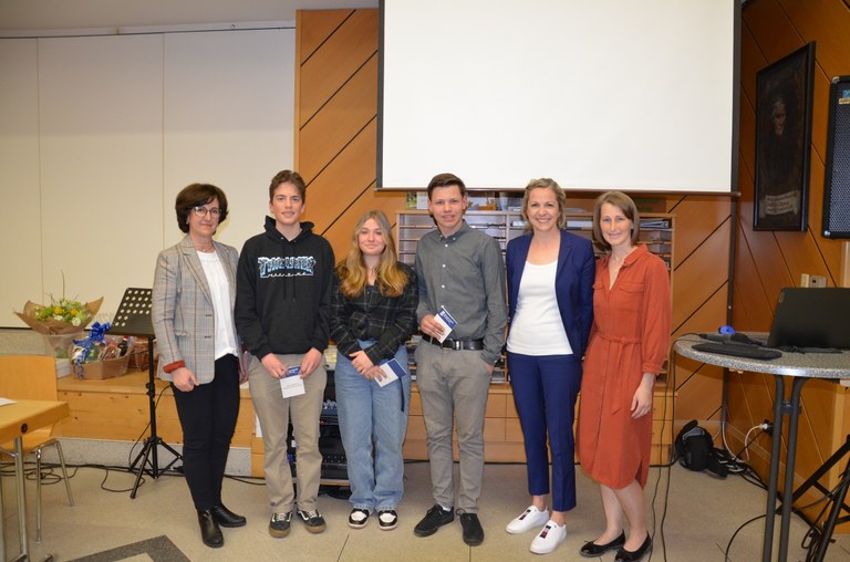 v.l.n.r.: Susanne Entner, Bernhard Schlömmer, Julia Kiechle, Simon Juen, Isolde Gögele, Eva-Maria Wendinger