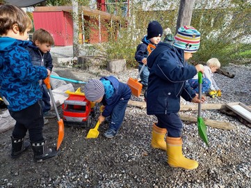 Freies Spiel im Eltern-Kind-Treff