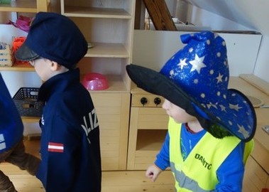 Willkommen in der 5. Jahreszeit im Eltern-Kind-Treff!