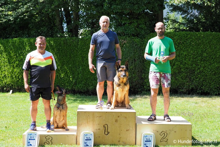 Sieger in der Klasse IGP 3: Fussenegger Hermann