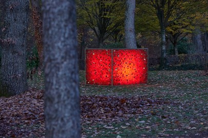 Erinnern mit der Kunstinstallation „Grablicht“