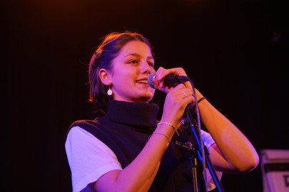 Zwischen den Zeilen mit Lia Hartl