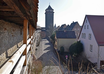 2 Stadtmauer Röderturm.jpg