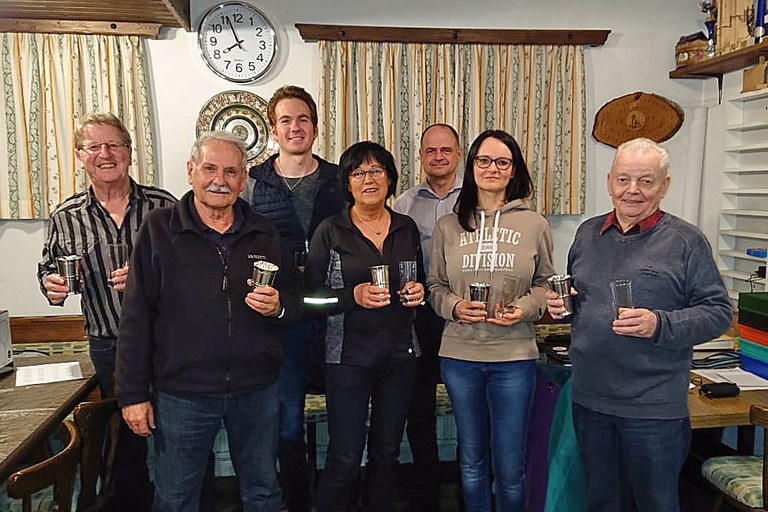 v.l..    Reinhard Gut, Georg Macek, Philipp Weinzierl, Waltraud    Vögel, Manfred Weinzierl, Diana Rudolph u, u. Josef  Kessler.       Foto: SG.Rankweil