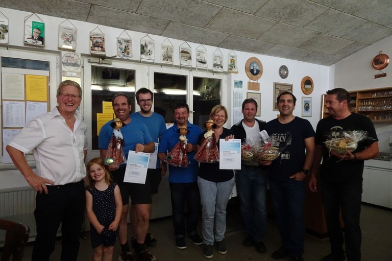 vl. Osch.M. Reinhard Gut, Kopf Alexander, Kopf Dominik, Huber Harald, Ströhle Simone,  Stofleth Christoph, Fleisch Stefan u. Bucher Alexander.                              Foto: SG. R.